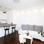 Apartment By The Sea - 14988 Trogir