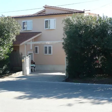 Apartman By The Sea - 14988 *