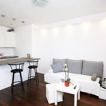 Apartman By The Sea - 14988 Trogir