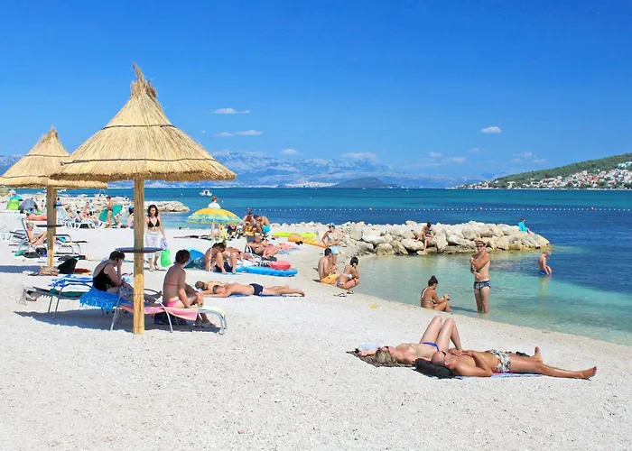 Appartement By The Sea - 14988 Trogir