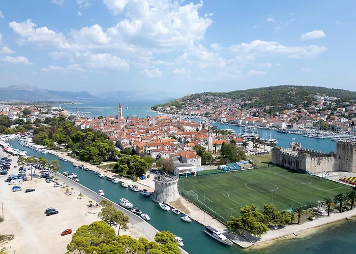 By The Sea - 14988 Appartement Trogir